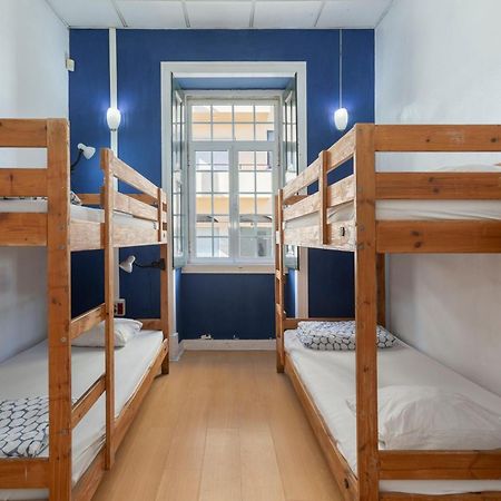 Le Penguin Hostel Фаро Екстериор снимка